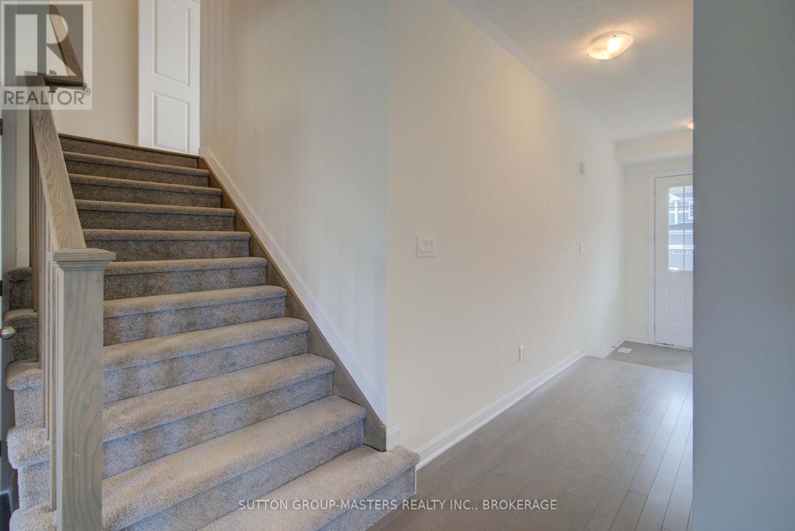 102 Oakmont Drive, Loyalist, Ontario  K0H 1G0 - Photo 17 - X12276358