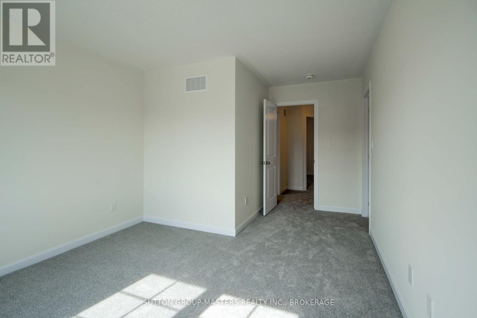102 Oakmont Drive, Loyalist, Ontario  K0H 1G0 - Photo 29 - X12276358