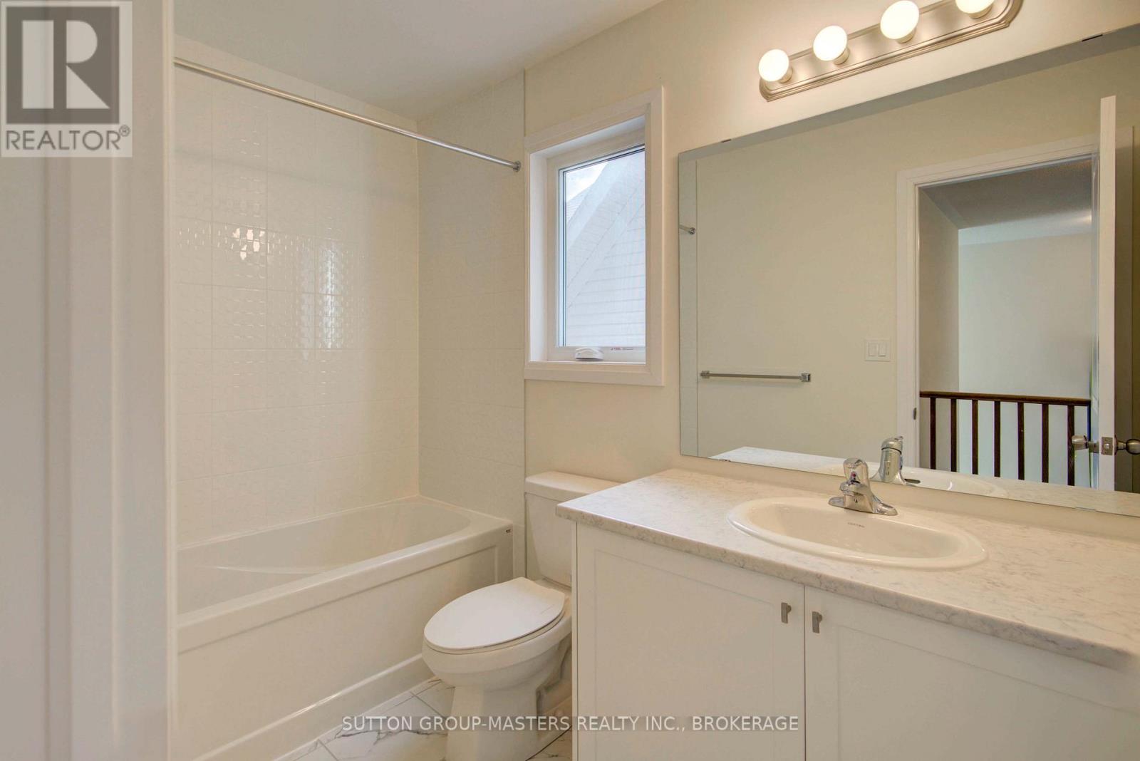 102 Oakmont Drive, Loyalist, Ontario  K0H 1G0 - Photo 31 - X12276358