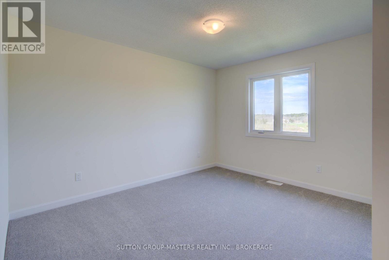 102 Oakmont Drive, Loyalist, Ontario  K0H 1G0 - Photo 33 - X12276358