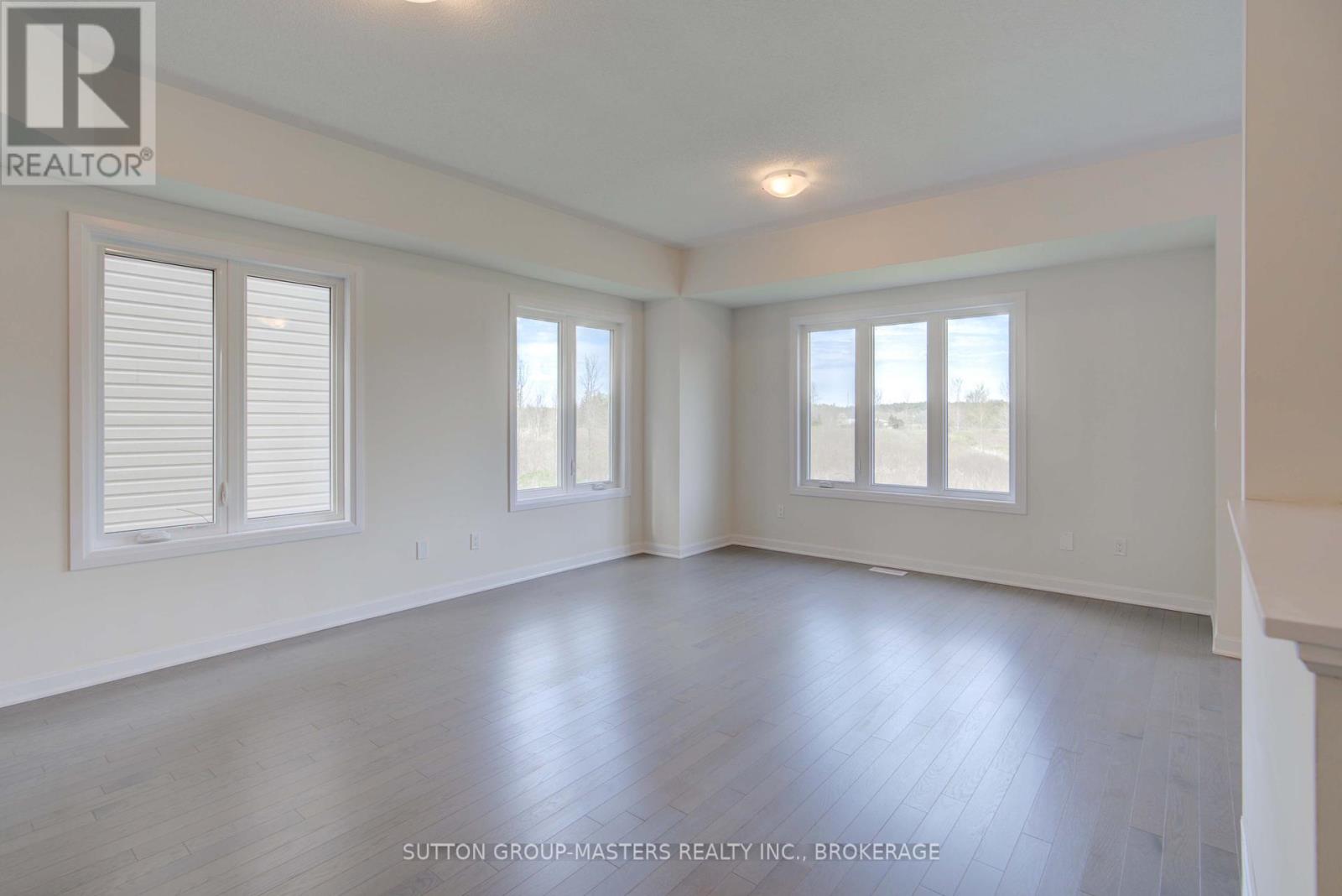 102 Oakmont Drive, Loyalist, Ontario  K0H 1G0 - Photo 5 - X12276358