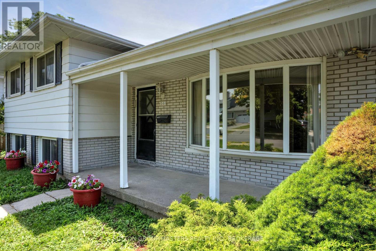 344 Norman Rogers Drive, Kingston, Ontario  K7M 2R8 - Photo 3 - X12276628
