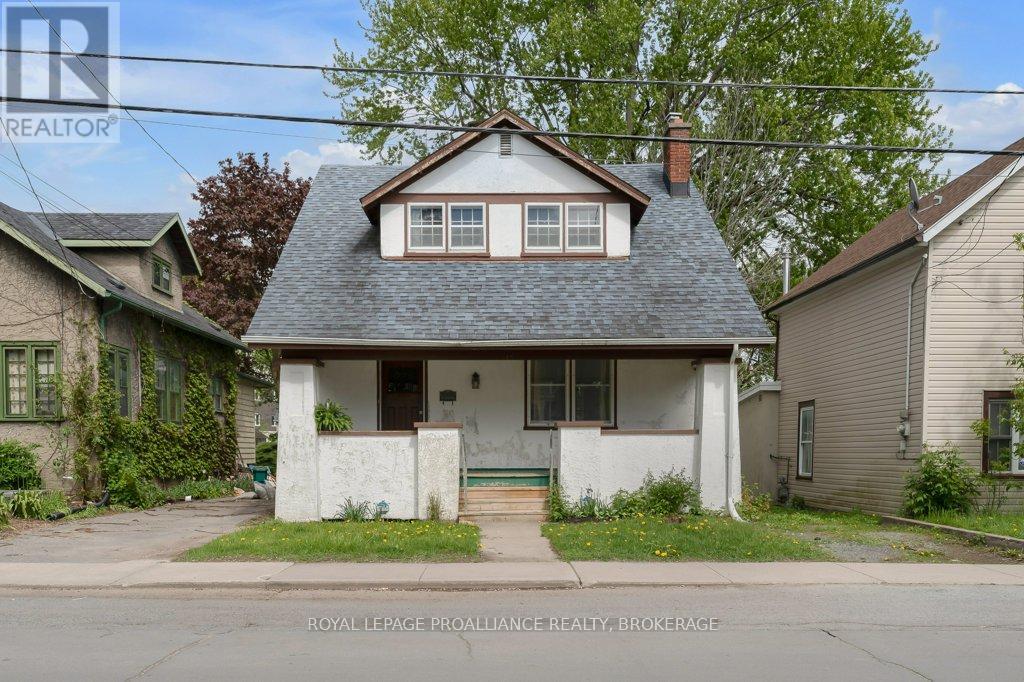 515 Victoria Street, Kingston, Ontario  K7L 3Z9 - Photo 3 - X12278651