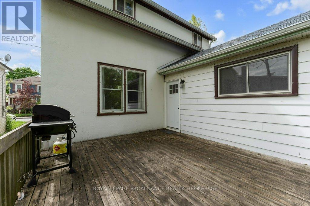 515 Victoria Street, Kingston, Ontario  K7L 3Z9 - Photo 31 - X12278651