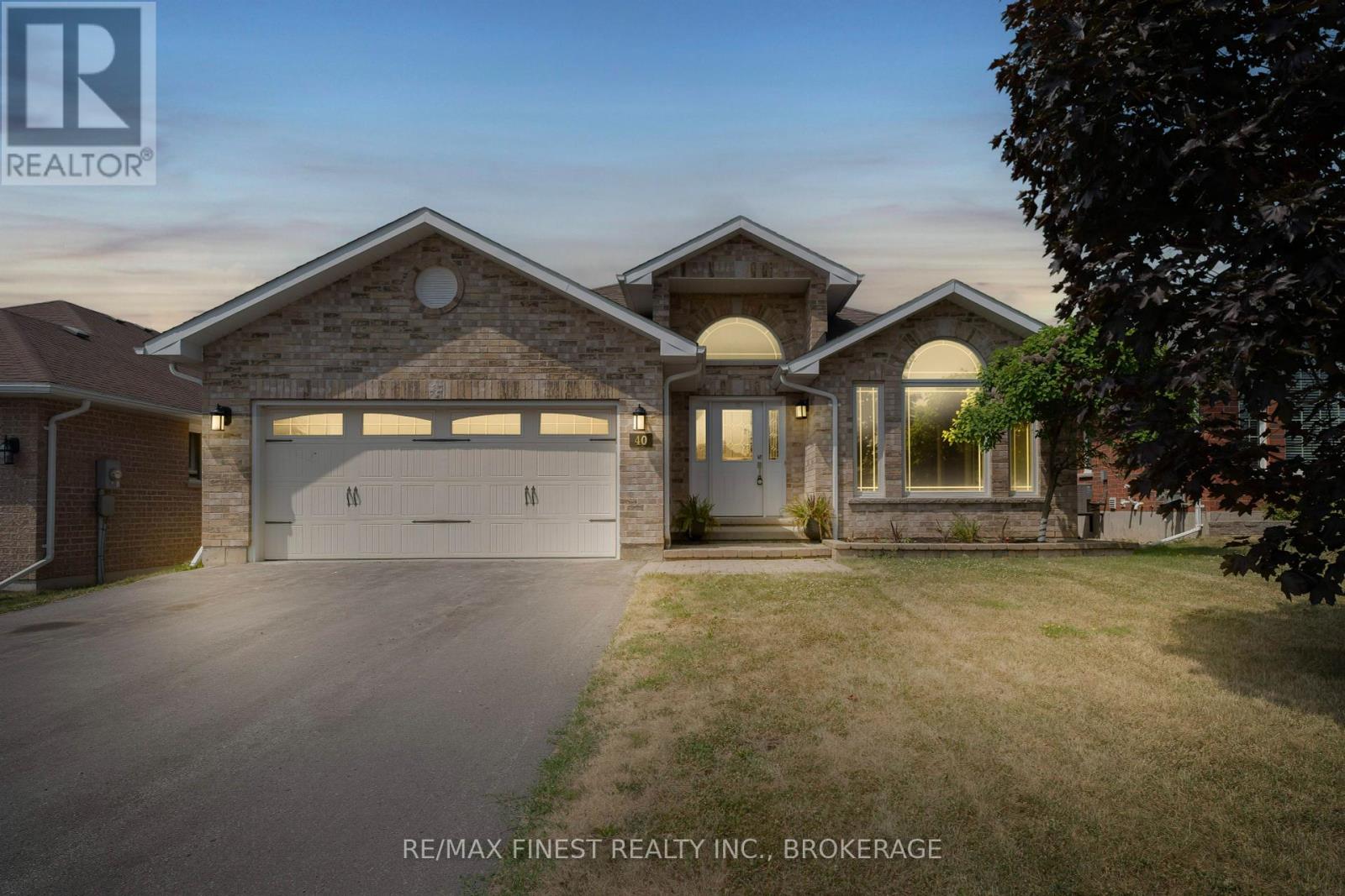 40 CHERRYWOOD PARKWAY, Greater Napanee, Ontario