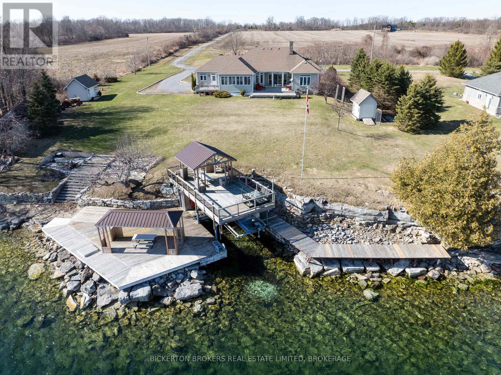 255 GOOD FRIEND DRIVE, Frontenac Islands, Ontario