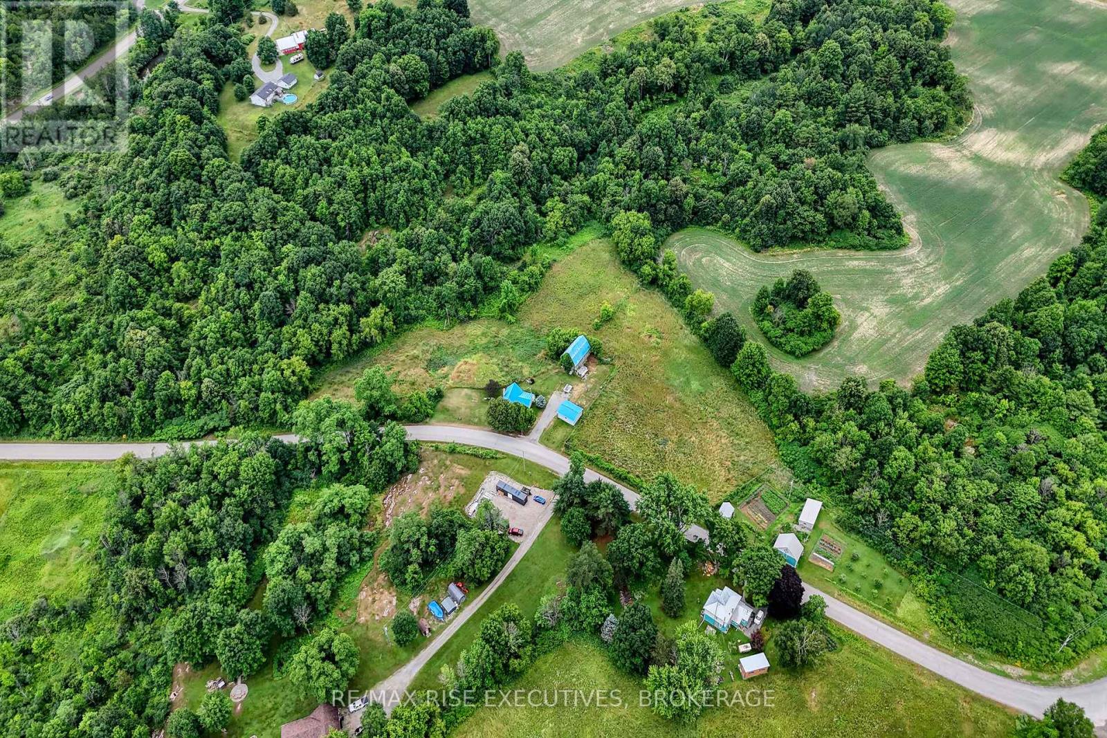 251 Briar Hill Road, Leeds And The Thousand Islands, Ontario  K0E 1N0 - Photo 36 - X12282403