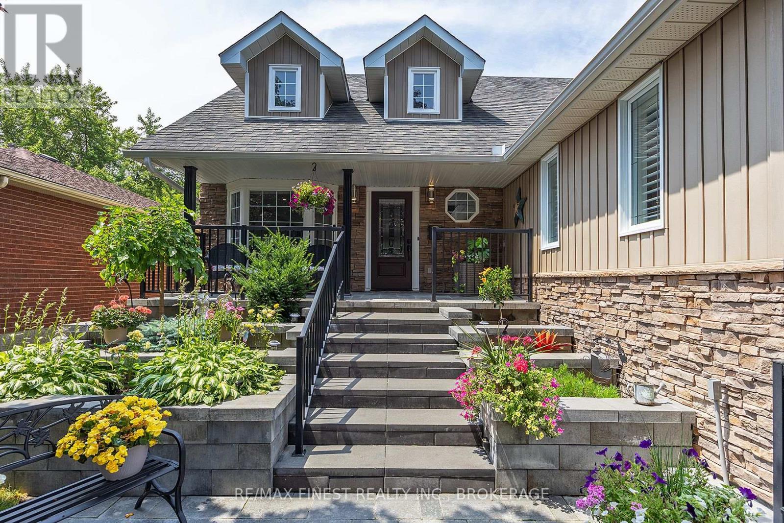 1303 Rockwood Drive, Kingston, Ontario  K7P 1X6 - Photo 6 - X12285946