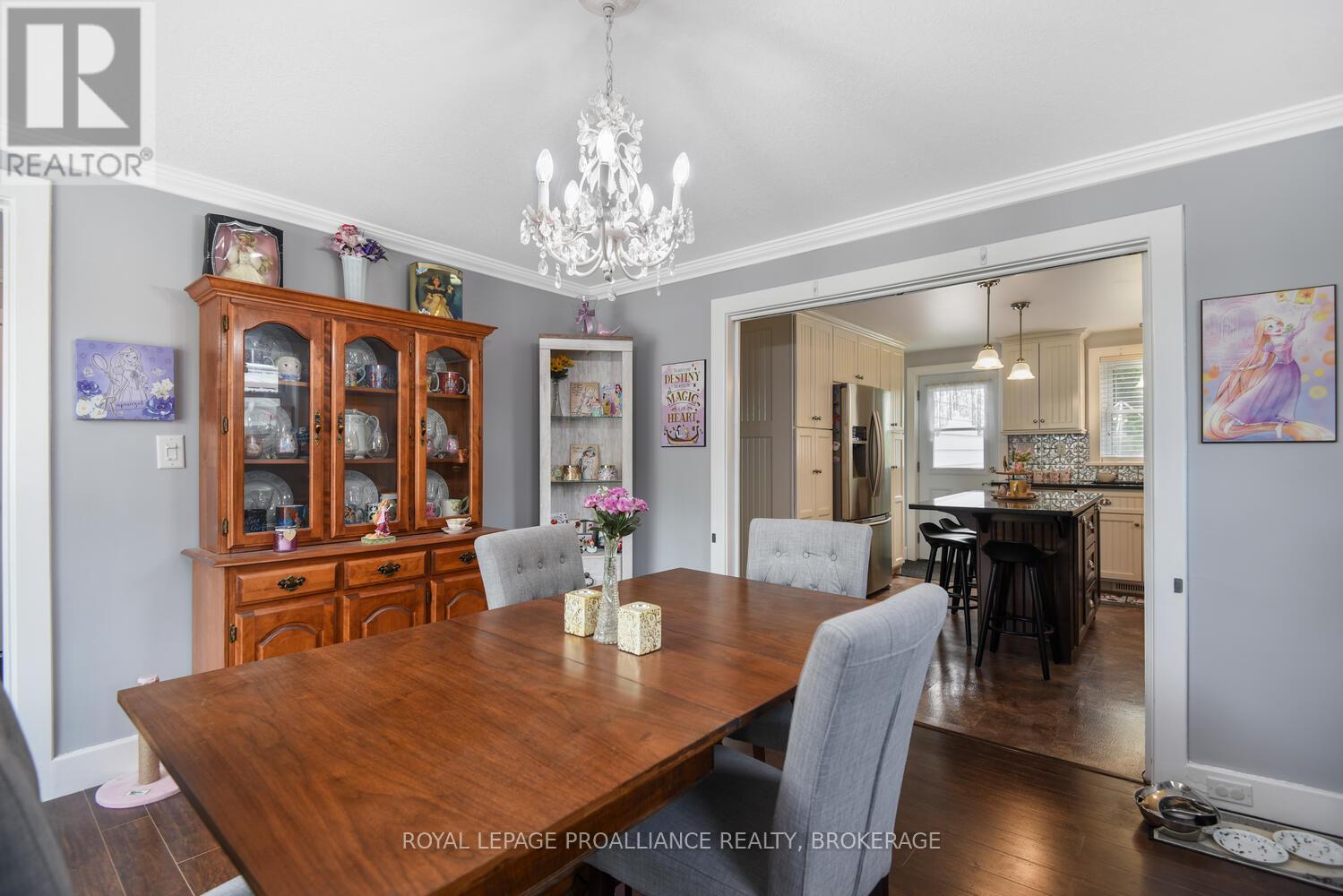 16 Mccready Street, Brockville, Ontario  K6V 5N3 - Photo 10 - X12287539