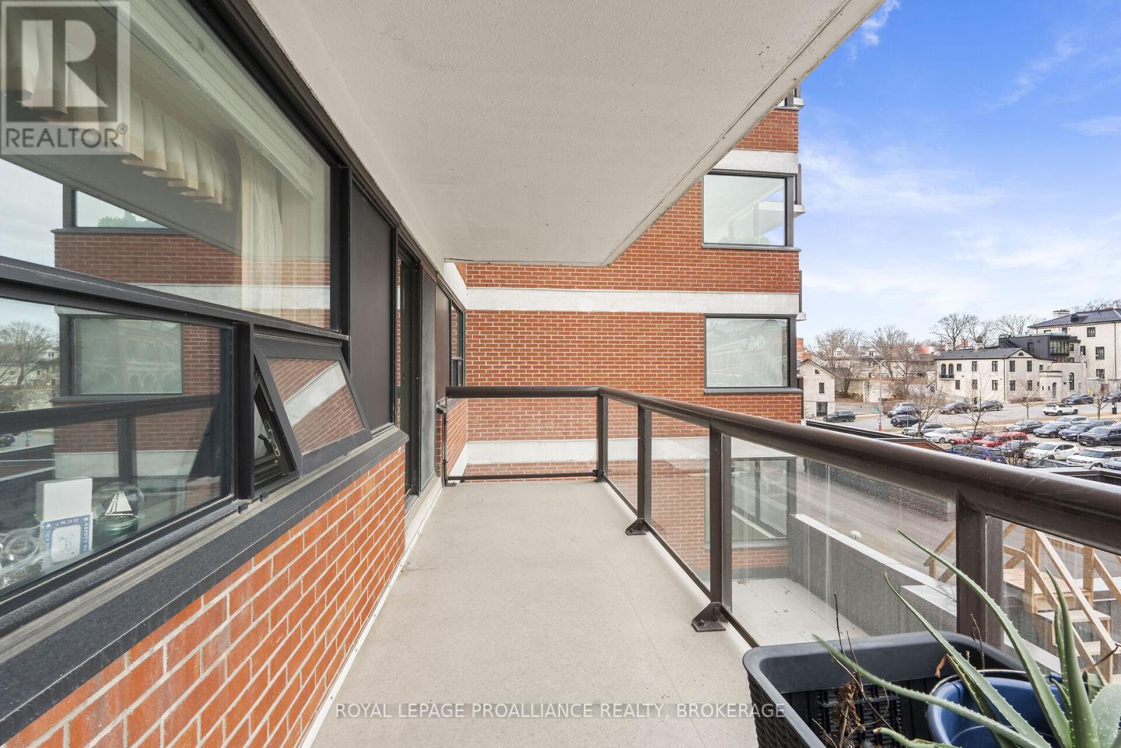 309 - 165 Ontario Street, Kingston, Ontario  K7L 2Y6 - Photo 18 - X12288363