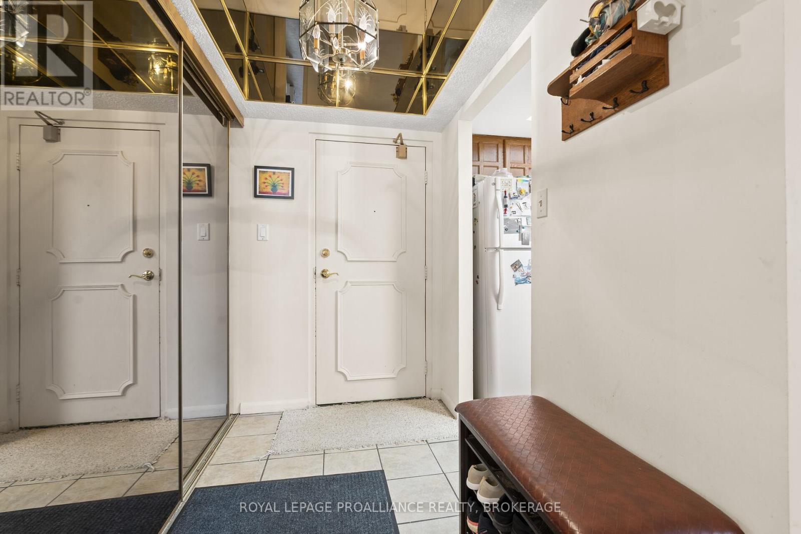 309 - 165 Ontario Street, Kingston, Ontario  K7L 2Y6 - Photo 4 - X12288363