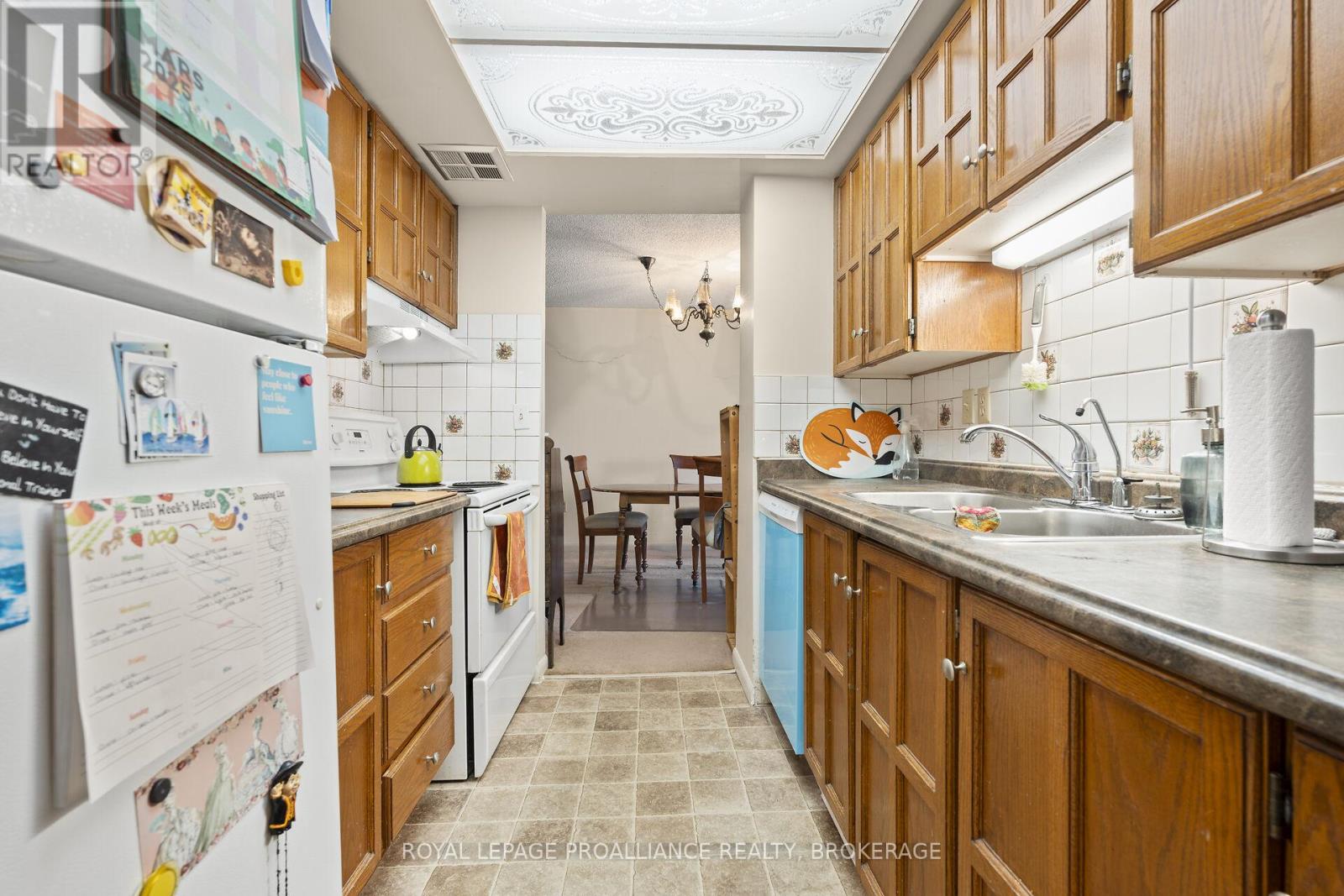 309 - 165 Ontario Street, Kingston, Ontario  K7L 2Y6 - Photo 9 - X12288363