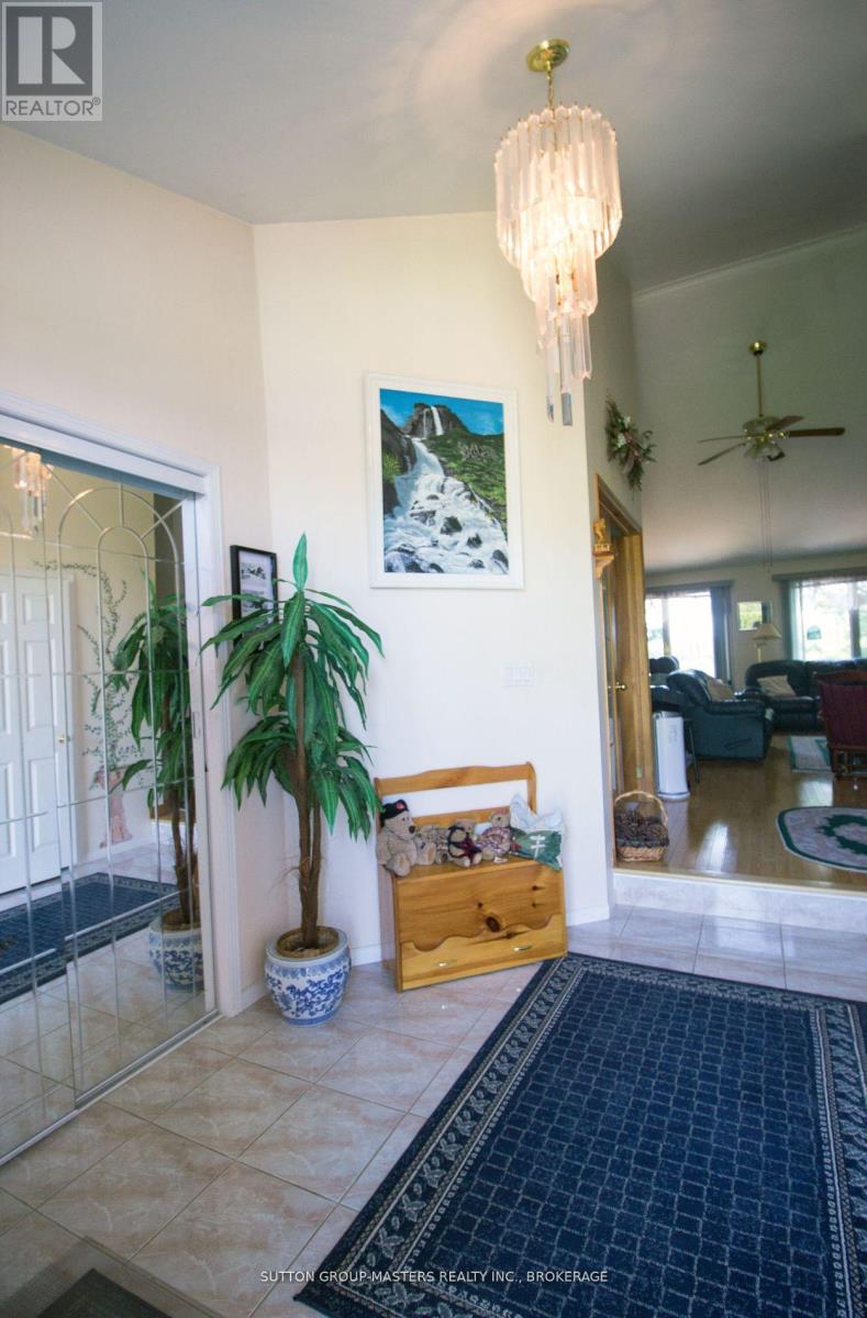 4907 Alex Mclean Lane N, Frontenac, Ontario  K0H 1H0 - Photo 4 - X12288404