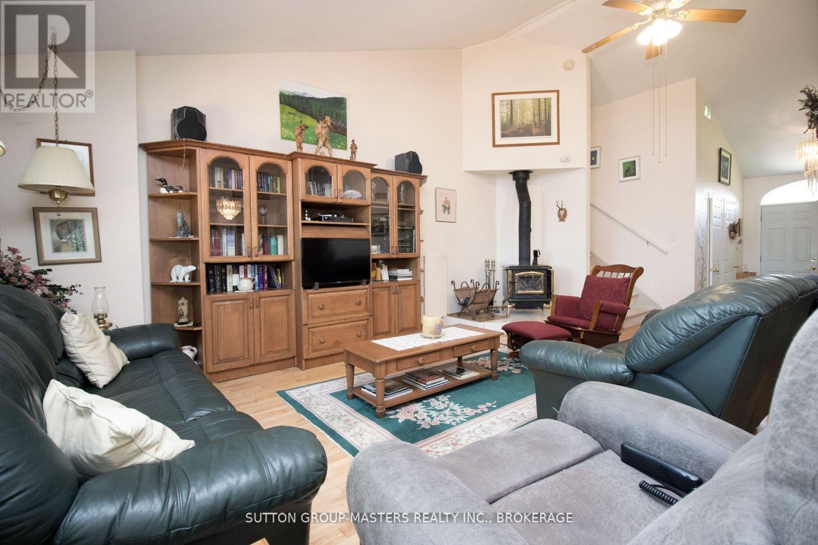 4907 Alex Mclean Lane N, Frontenac, Ontario  K0H 1H0 - Photo 6 - X12288404