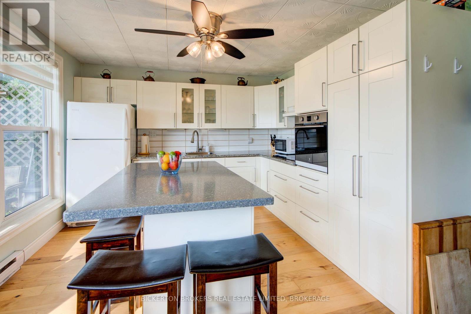 70 Kerry Point Road, Leeds And The Thousand Islands, Ontario  K0E 1R0 - Photo 21 - X12291978