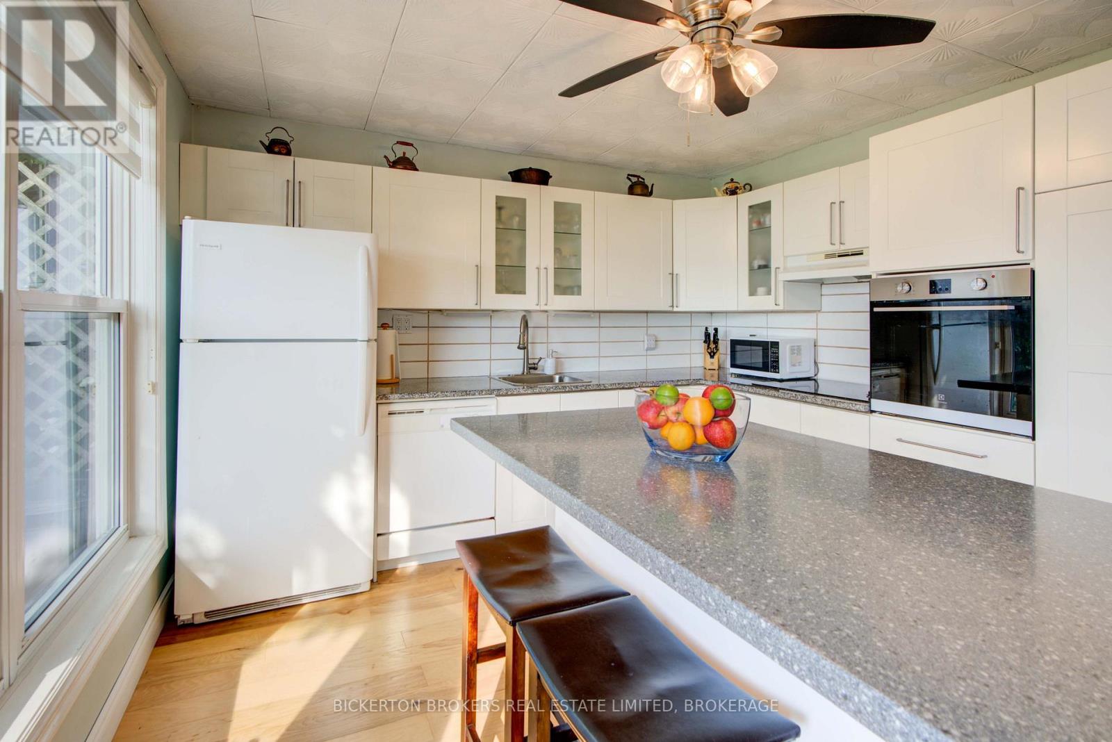 70 Kerry Point Road, Leeds And The Thousand Islands, Ontario  K0E 1R0 - Photo 23 - X12291978