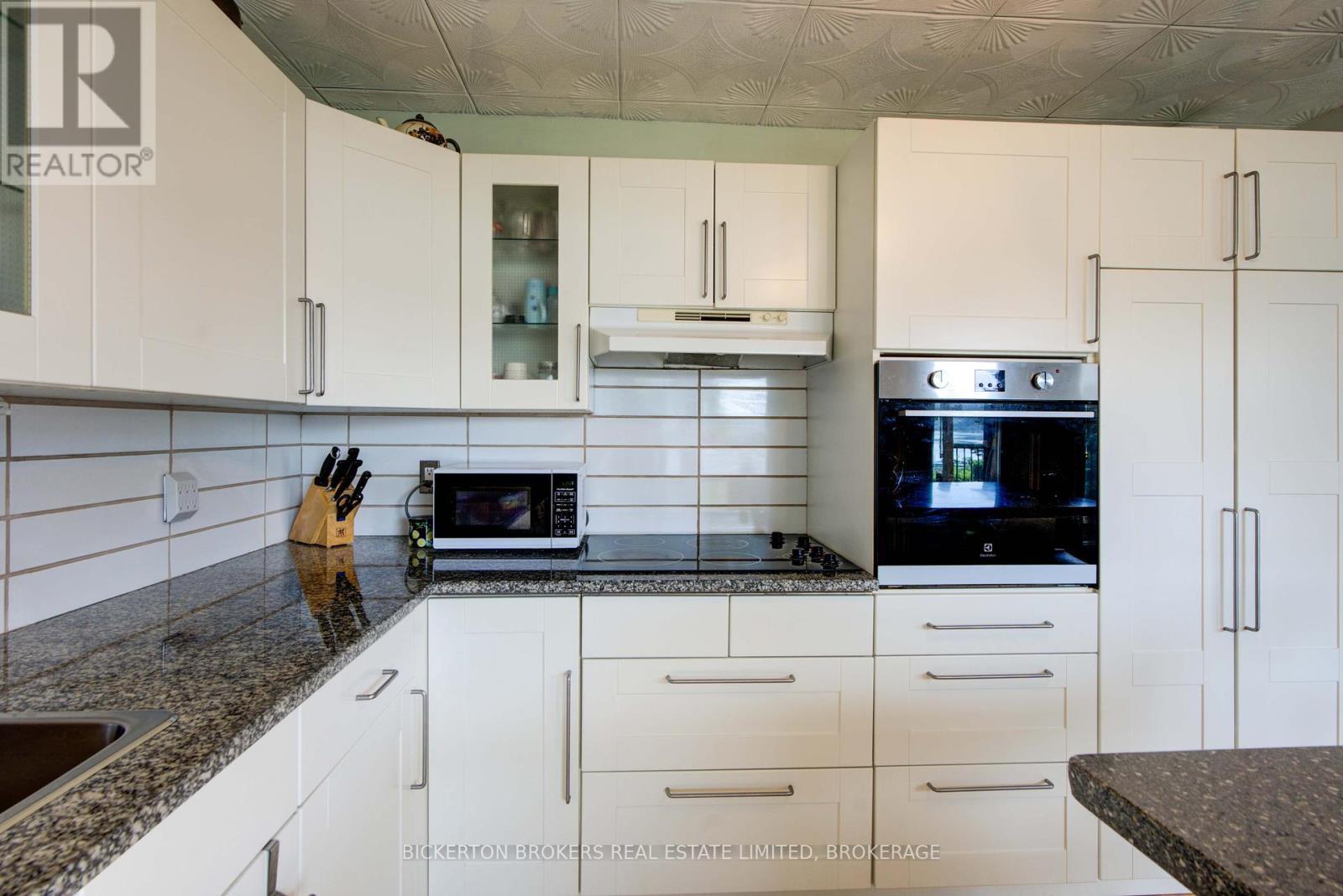 70 Kerry Point Road, Leeds And The Thousand Islands, Ontario  K0E 1R0 - Photo 37 - X12291978