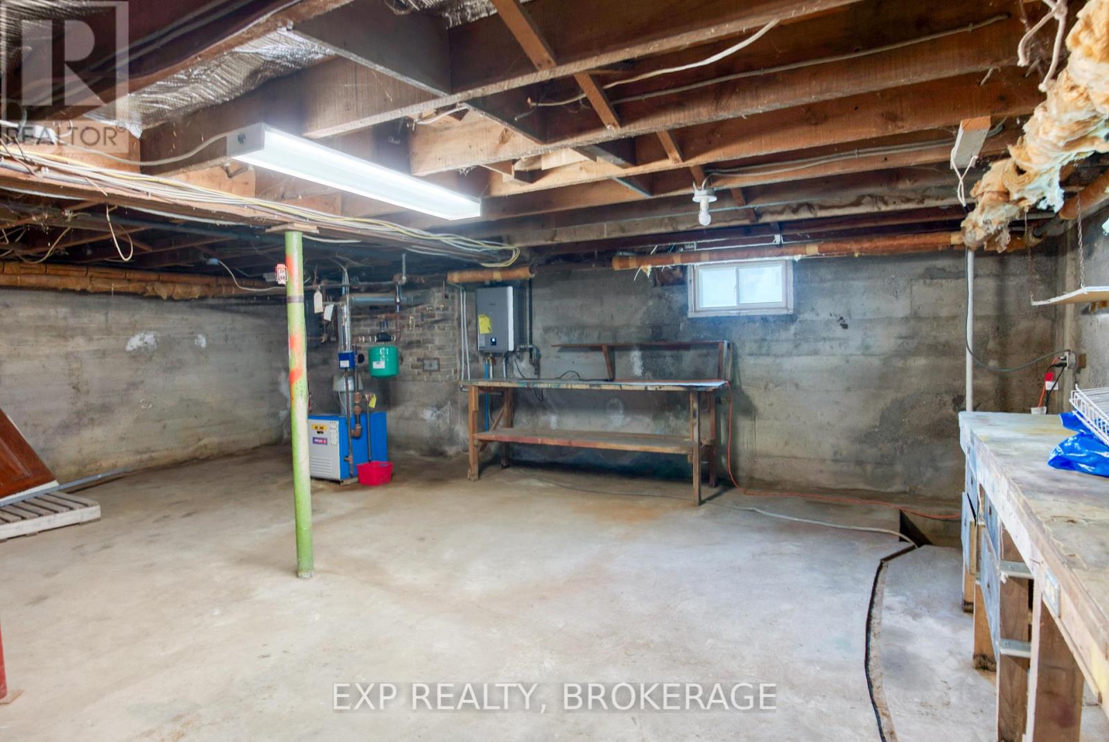 129 Dundas Street, Deseronto, Ontario K0K 1X0 - Photo 35 - X12296831