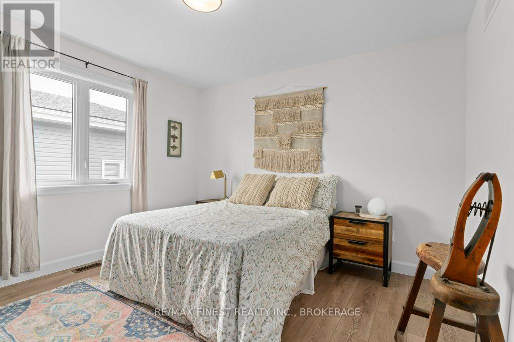 313 Pratt Drive, Loyalist, Ontario  K7N 0E8 - Photo 26 - X12299635