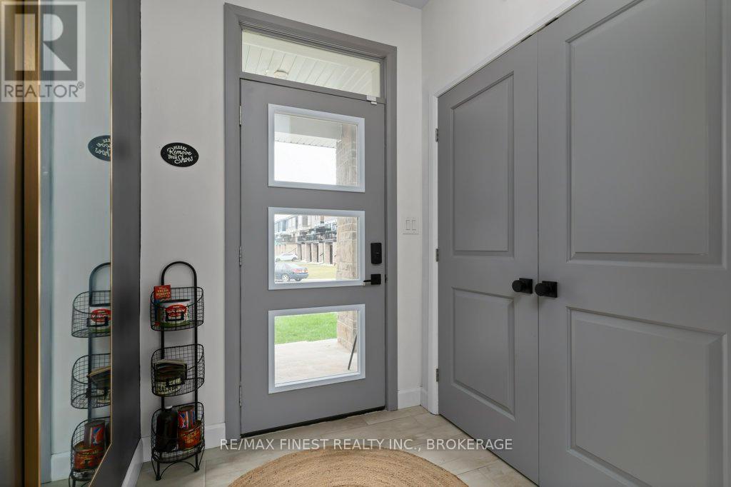 313 Pratt Drive, Loyalist, Ontario  K7N 0E8 - Photo 4 - X12299635