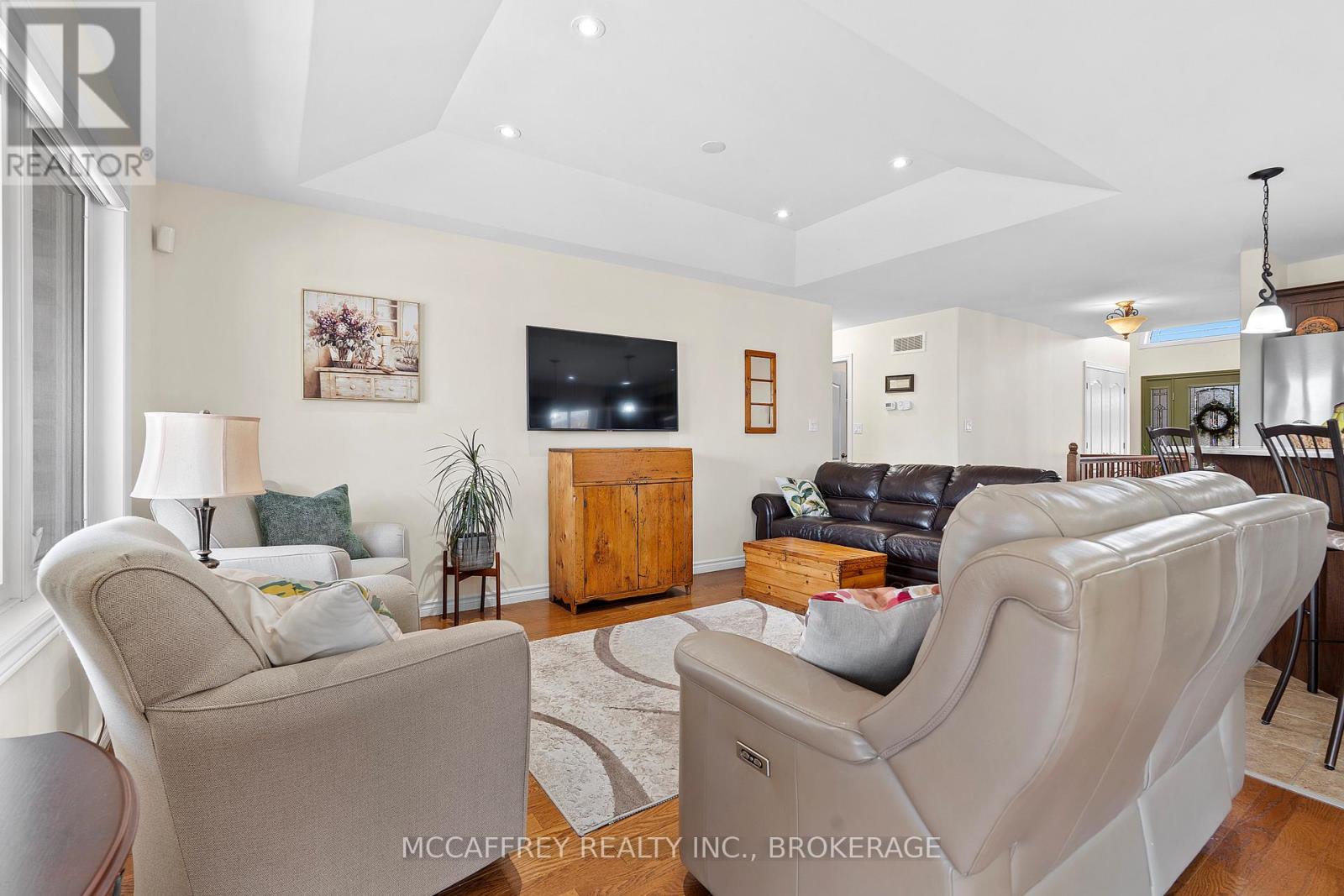 27 Ashwood Crescent, Greater Napanee, Ontario  K7R 3L1 - Photo 11 - X12299658