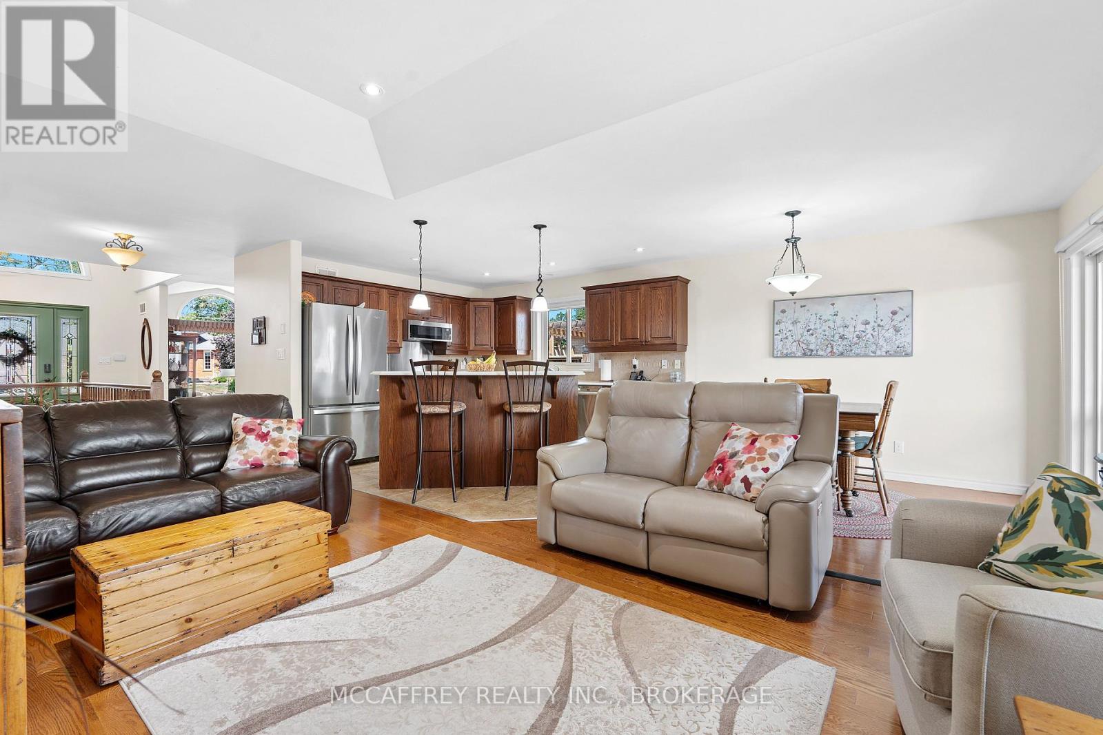 27 Ashwood Crescent, Greater Napanee, Ontario  K7R 3L1 - Photo 13 - X12299658