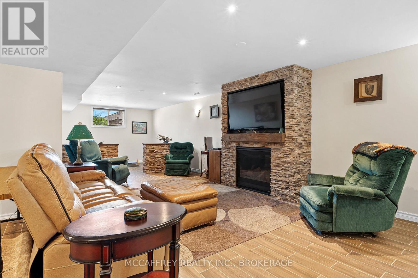 27 Ashwood Crescent, Greater Napanee, Ontario  K7R 3L1 - Photo 32 - X12299658