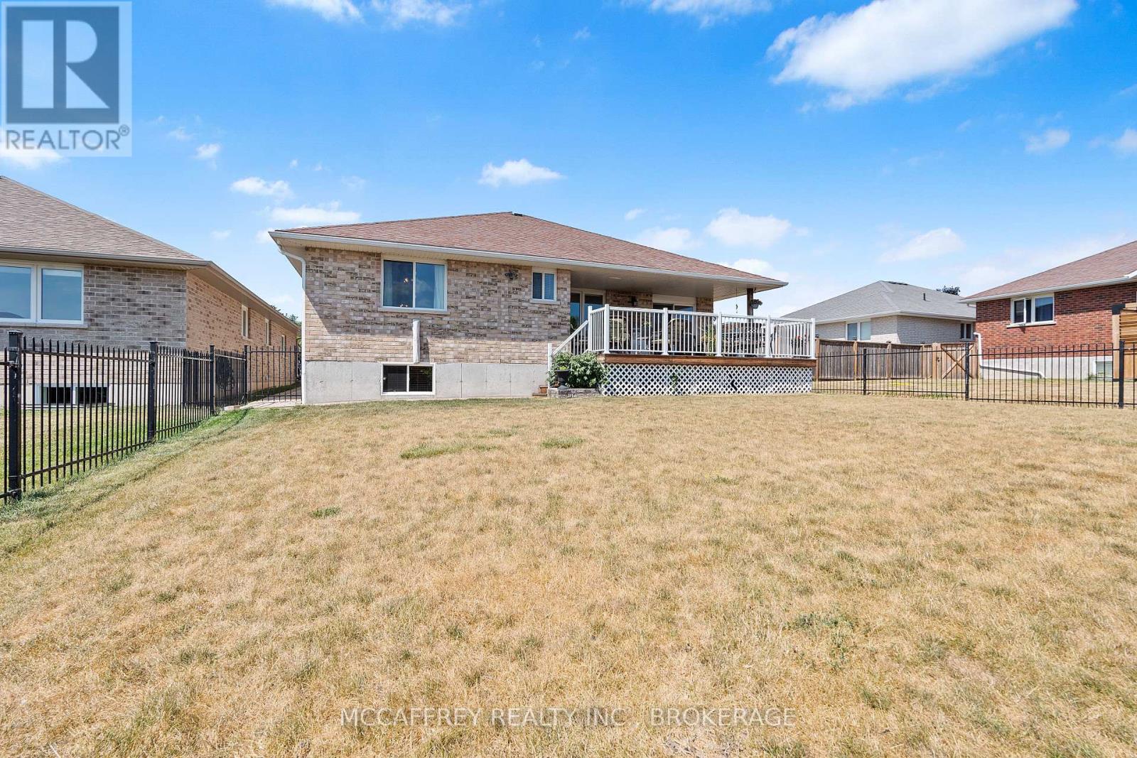 27 Ashwood Crescent, Greater Napanee, Ontario  K7R 3L1 - Photo 44 - X12299658