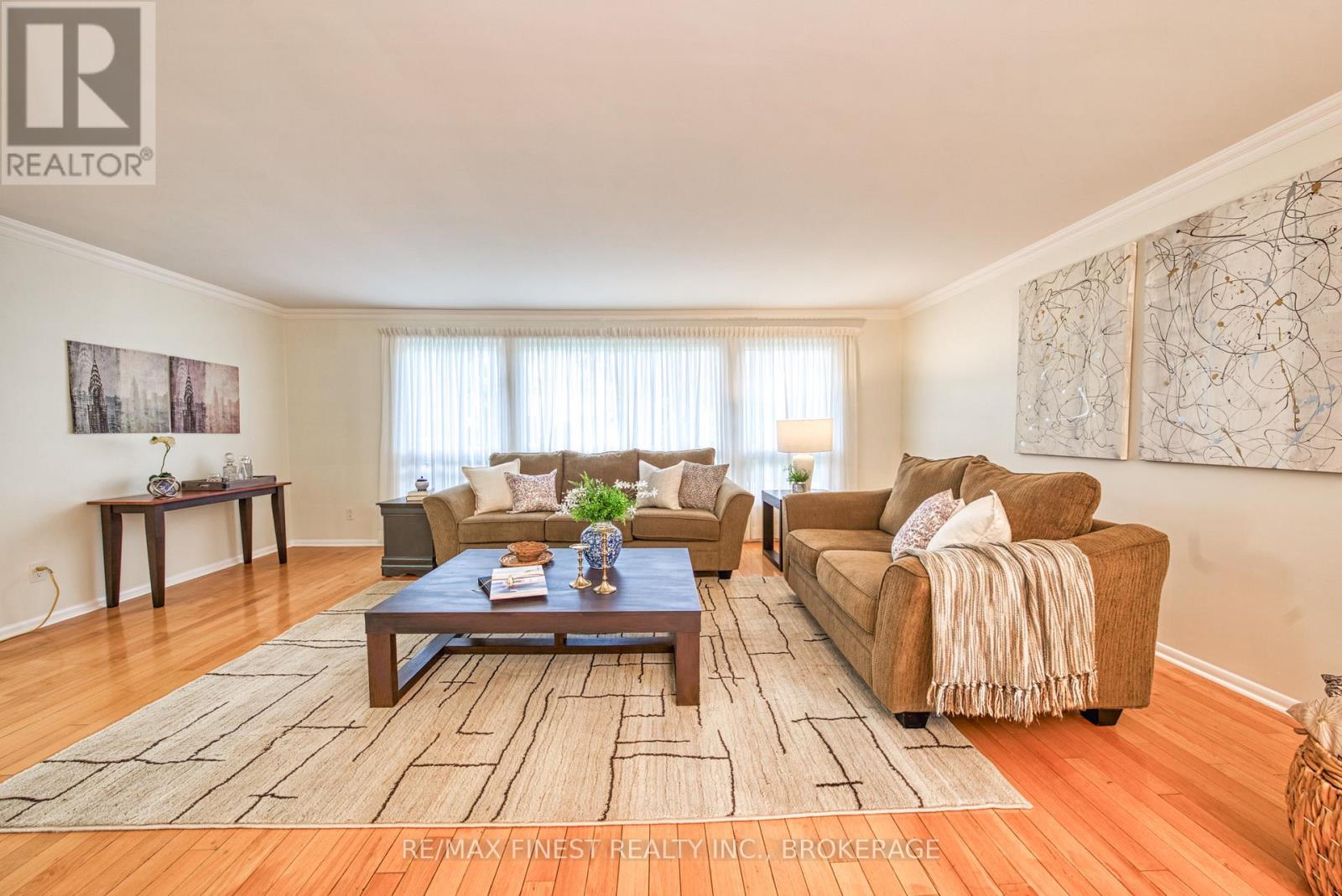 16 Pembroke Street, Kingston, Ontario K7L 4N4 - Photo 13 - X12303105