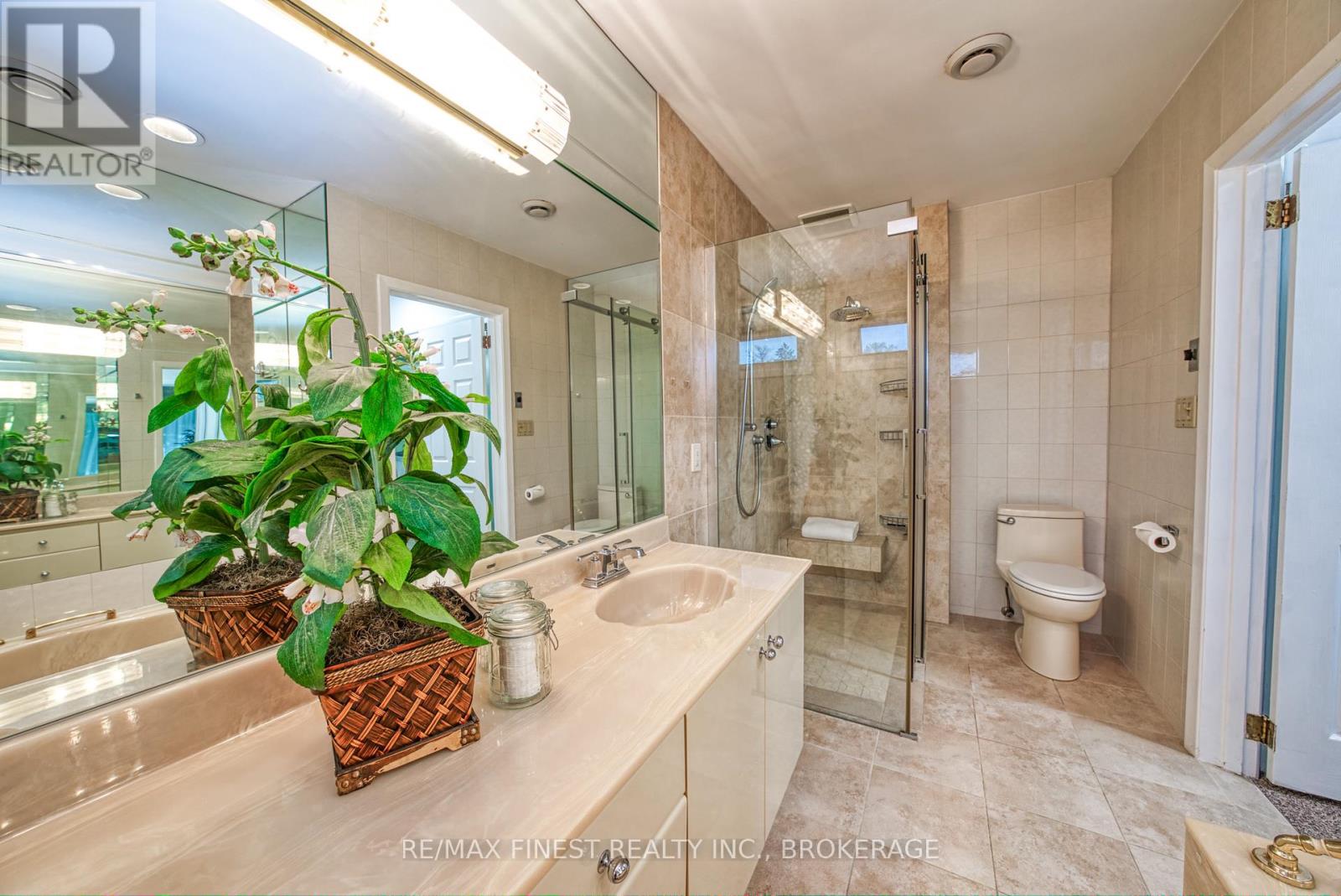 16 Pembroke Street, Kingston, Ontario K7L 4N4 - Photo 34 - X12303105