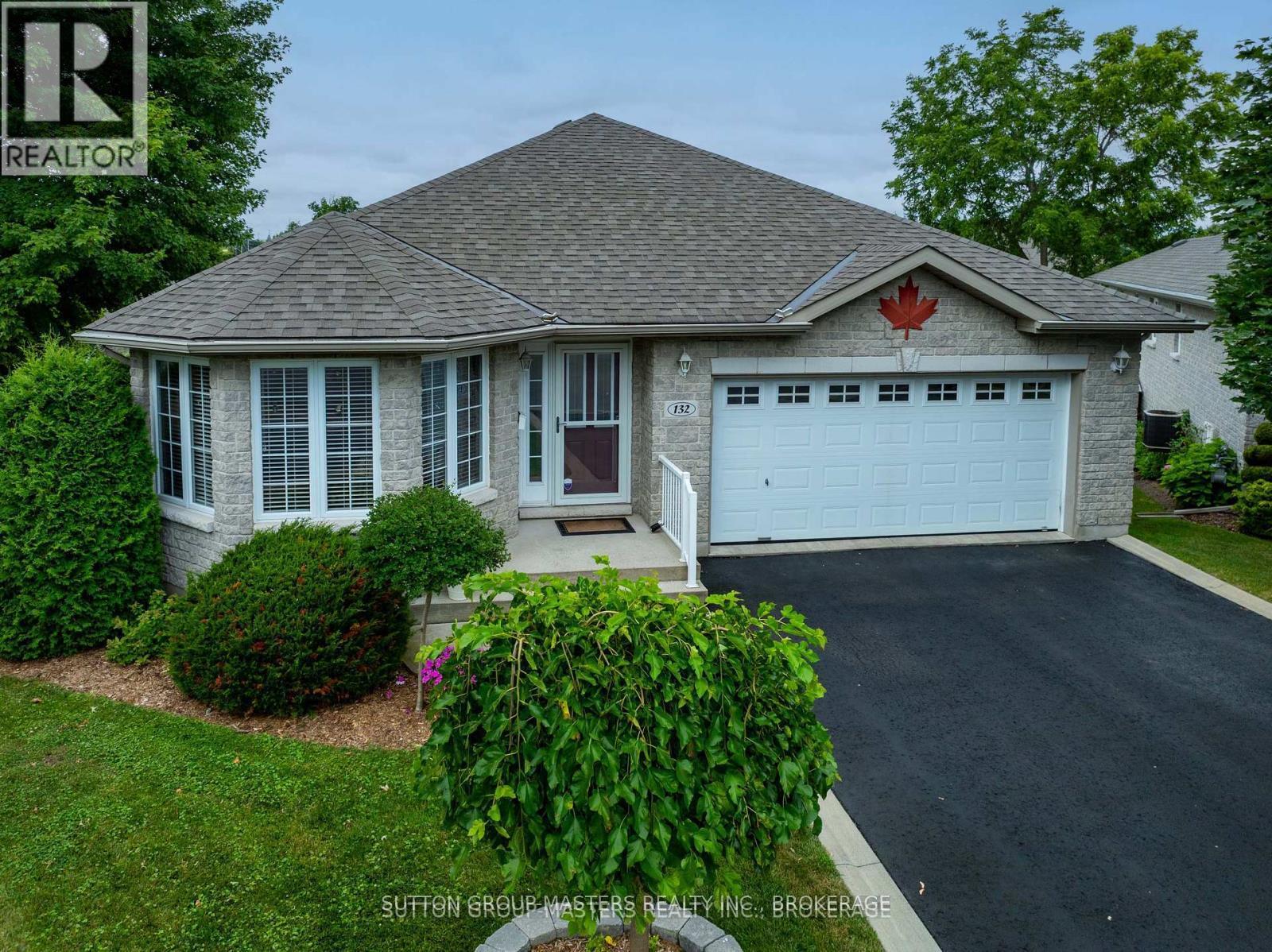 132 FARMSTEAD COURT, Kingston, Ontario