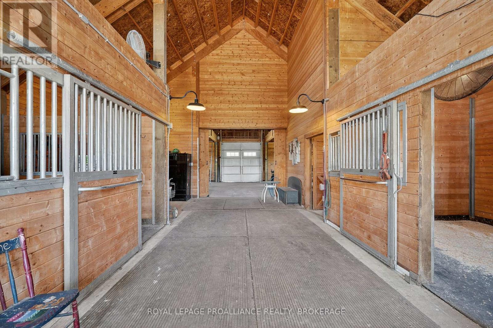 303 Escott Rockport Road, Leeds And The Thousand Islands, Ontario K0E 1R0 - Photo 47 - X12310945