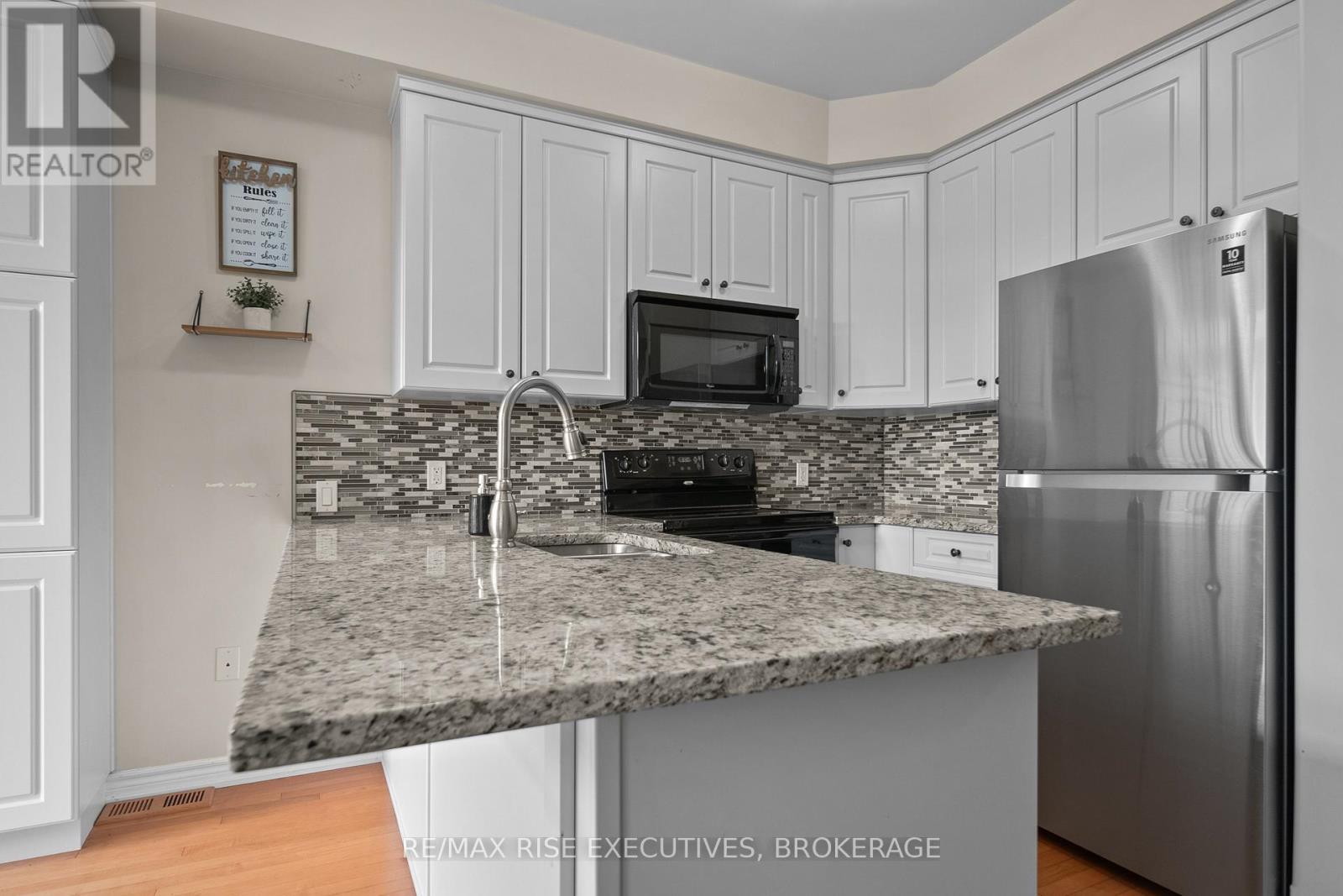 903 Ascot Lane, Kingston, Ontario  K7K 0C8 - Photo 12 - X12323994