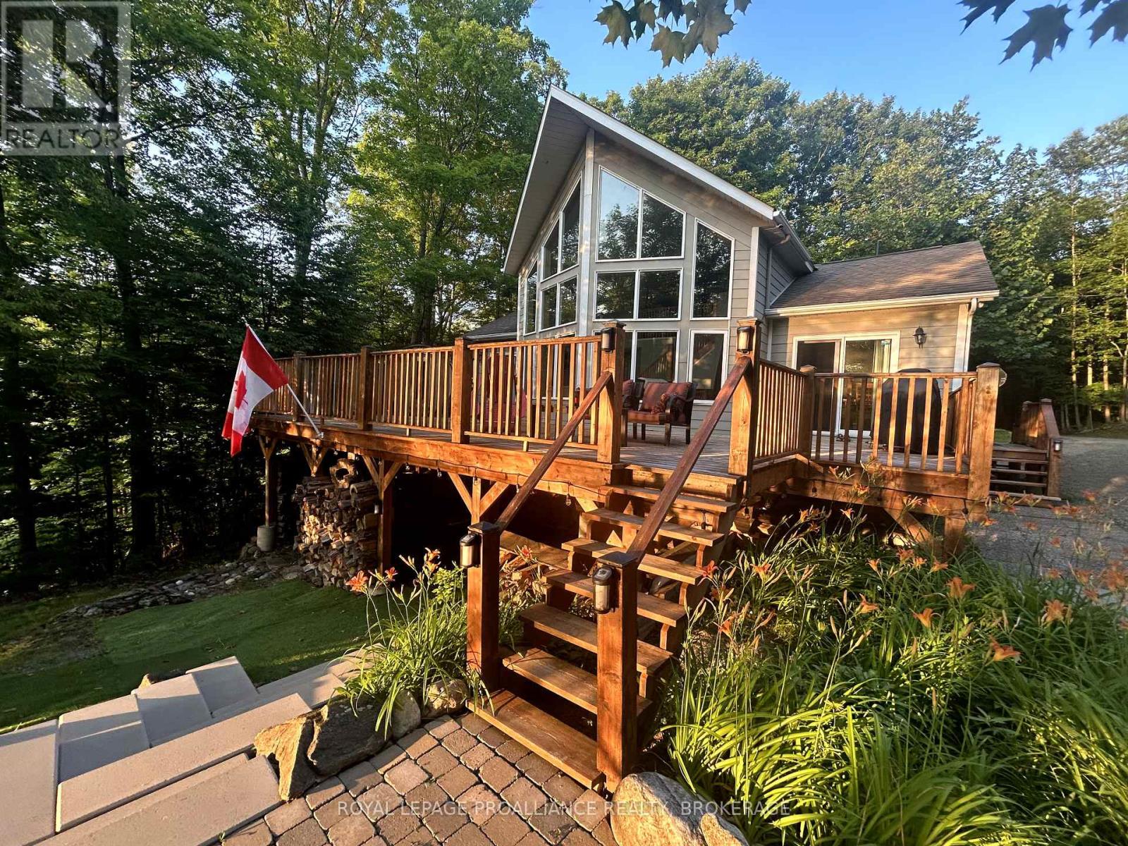 224 ISLAND DRIVE LANE, Frontenac, Ontario