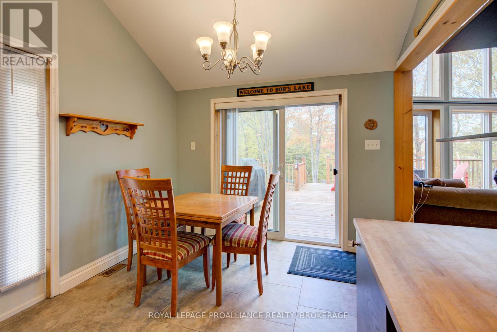 224 Island Drive Lane, Frontenac, Ontario K0H 2B0 - Photo 14 - X12324998