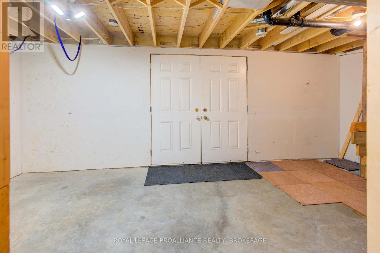 224 Island Drive Lane, Frontenac, Ontario K0H 2B0 - Photo 33 - X12324998