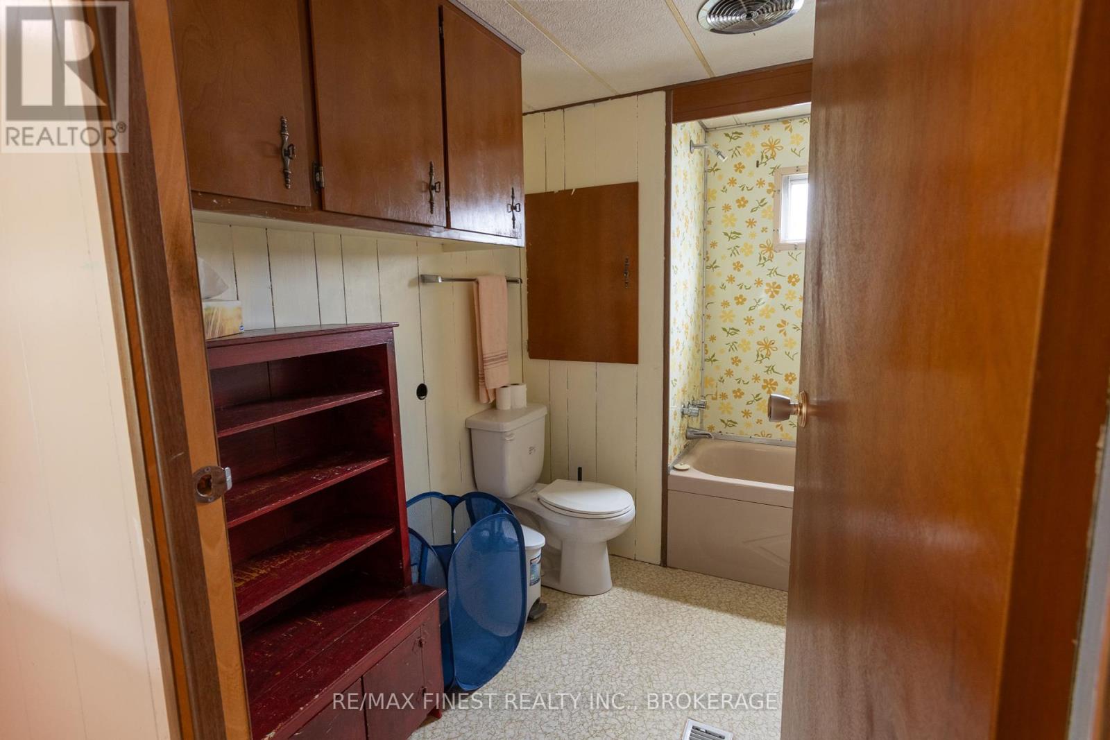 3 Wentworth Drive, Kingston, Ontario  K7K 5E1 - Photo 13 - X12328043