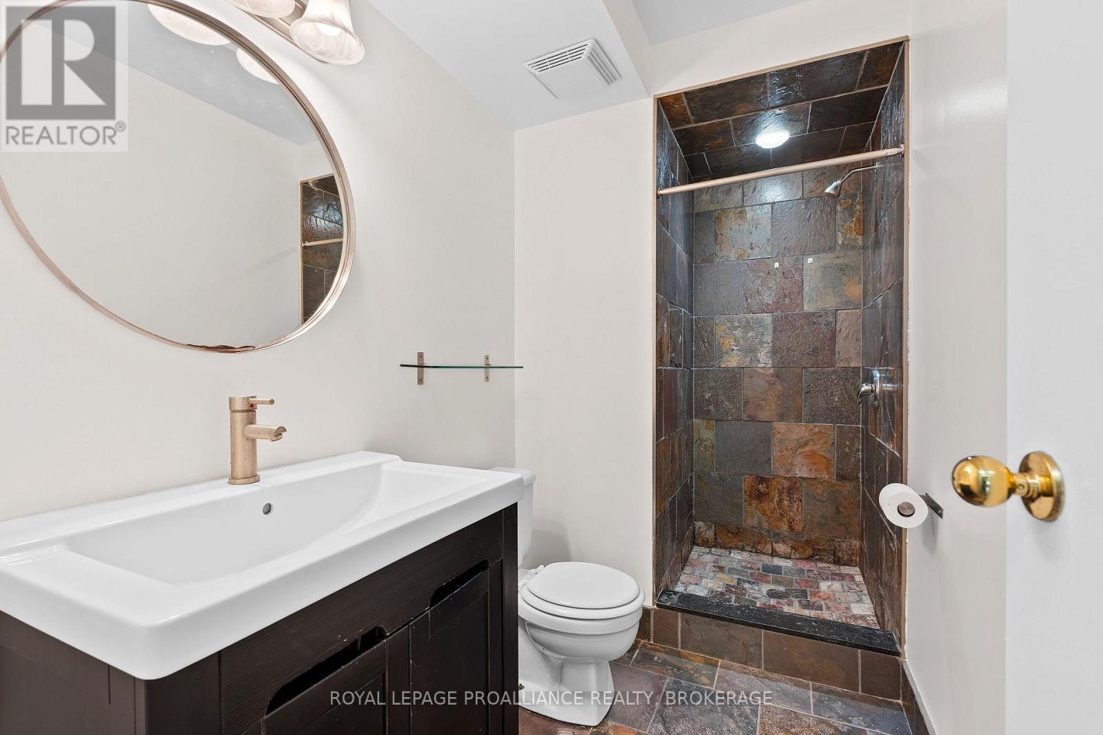 302 - 573 Armstrong Road, Kingston, Ontario  K7M 8J8 - Photo 20 - X12329709