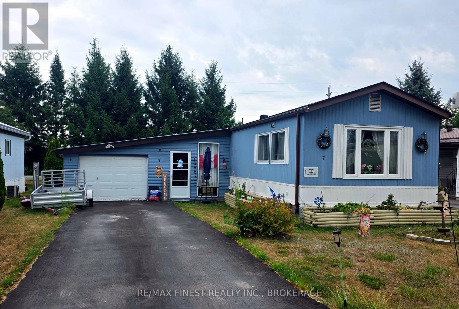 7 CEDAR STREET, Greater Napanee, Ontario