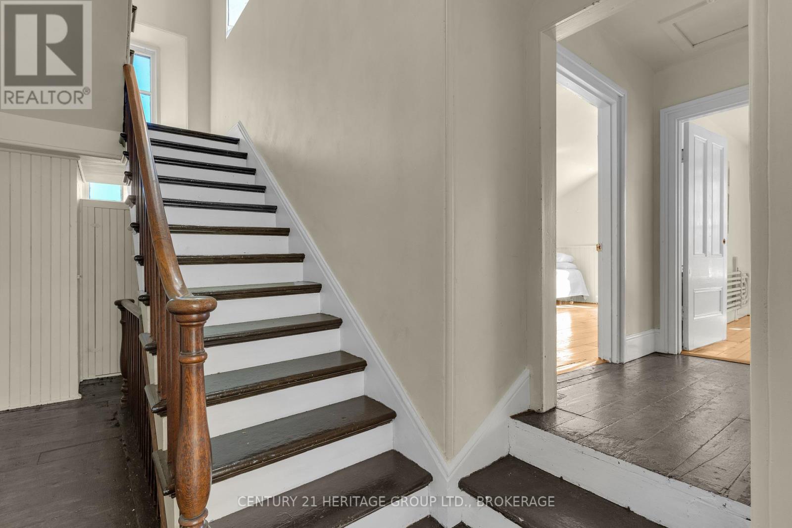 389 King Street E, Gananoque, Ontario K7G 1G6 - Photo 35 - X12340928