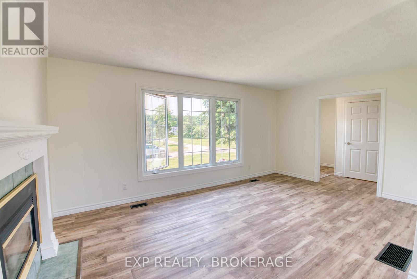 121 Ivy Ridge Road, Prince Edward County, Ontario  K0K 1T0 - Photo 10 - X12341680