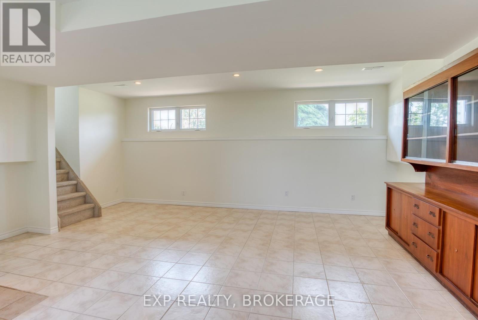 121 Ivy Ridge Road, Prince Edward County, Ontario  K0K 1T0 - Photo 21 - X12341680