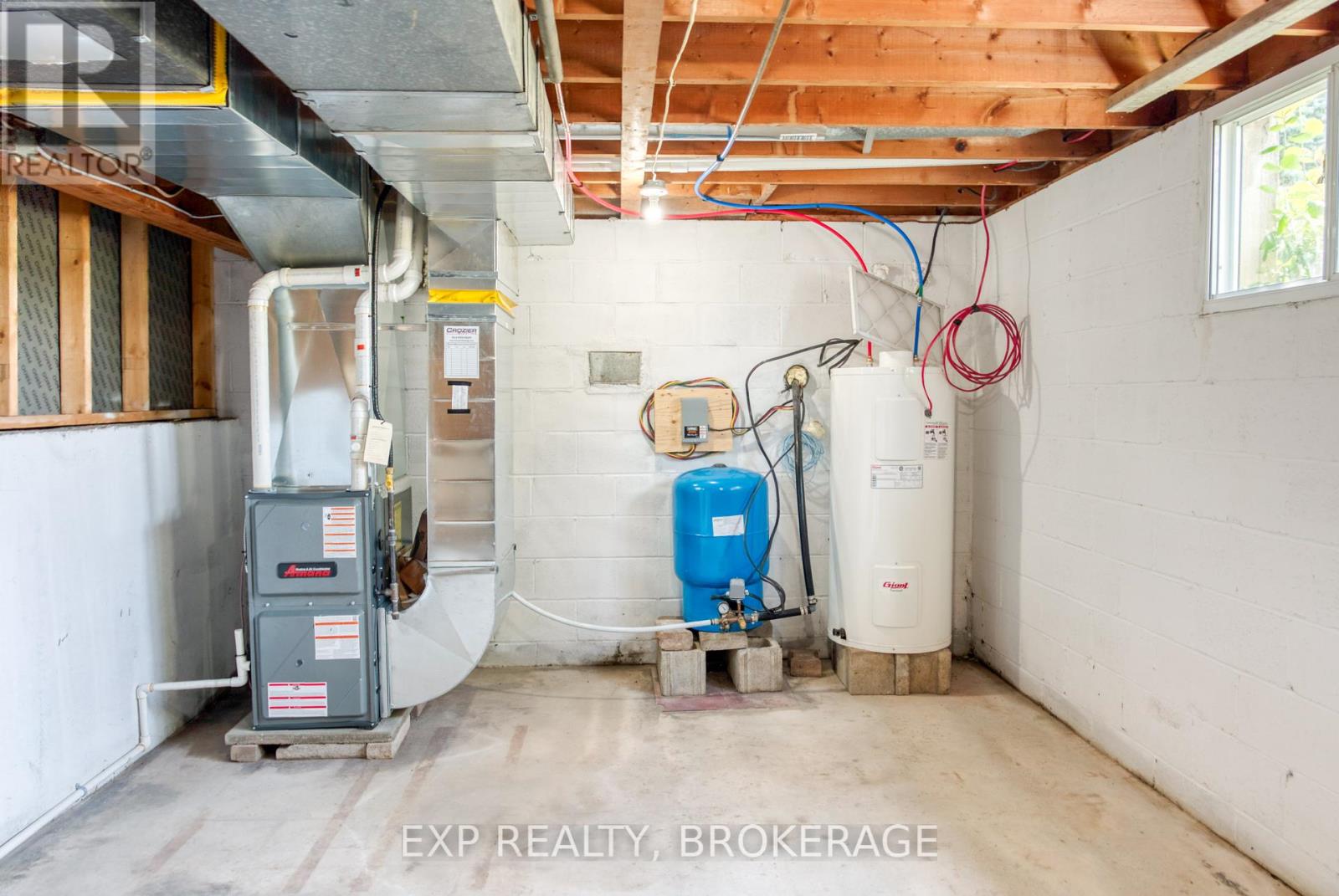 121 Ivy Ridge Road, Prince Edward County, Ontario  K0K 1T0 - Photo 38 - X12341680