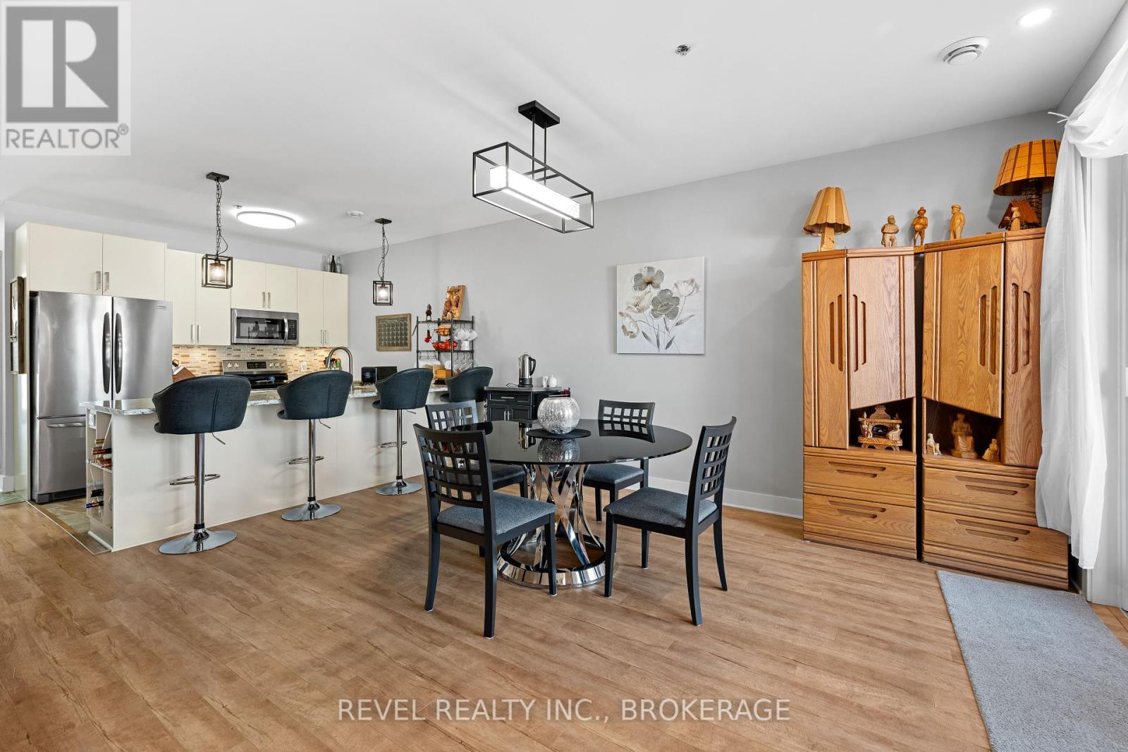 14 - 130 Water Street E, Gananoque, Ontario K7G 0A8 - Photo 22 - X12343947