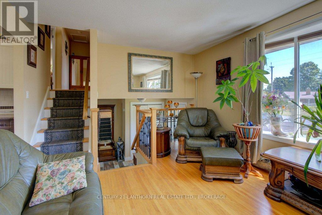 197 King Street, Greater Napanee, Ontario K7R 1B8 - Photo 17 - X12354201