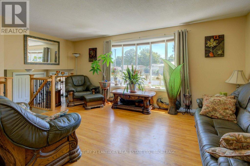 197 King Street, Greater Napanee, Ontario K7R 1B8 - Photo 18 - X12354201