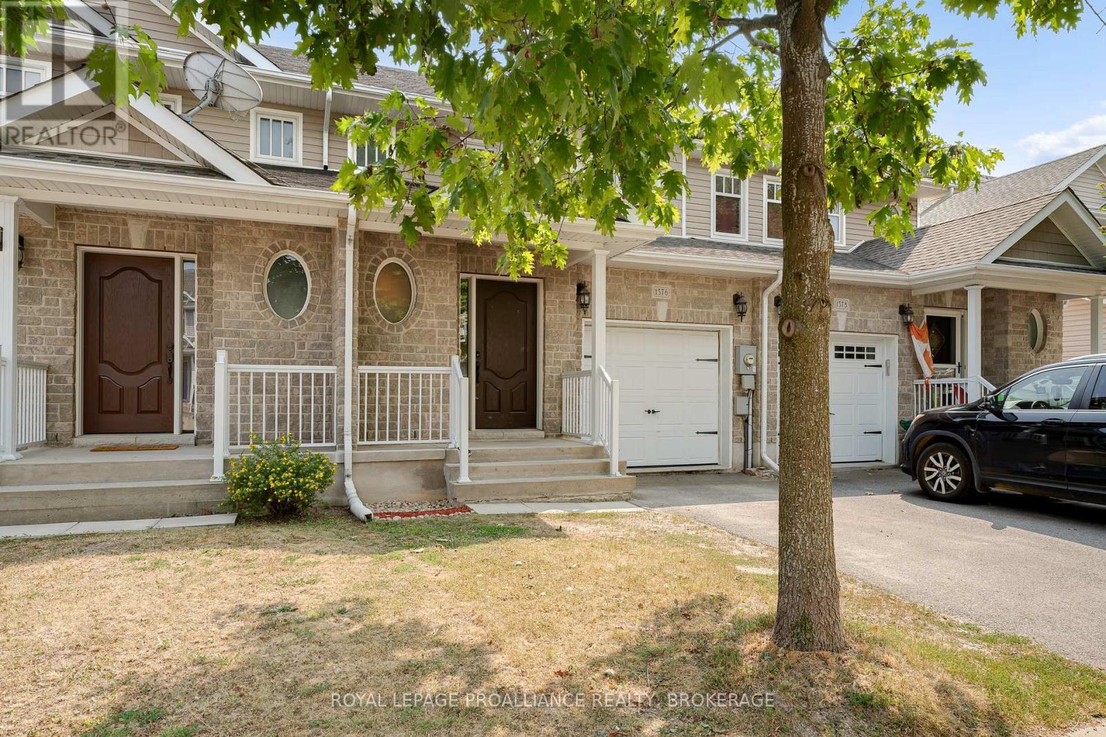 1576 CRIMSON CRESCENT, Kingston, Ontario