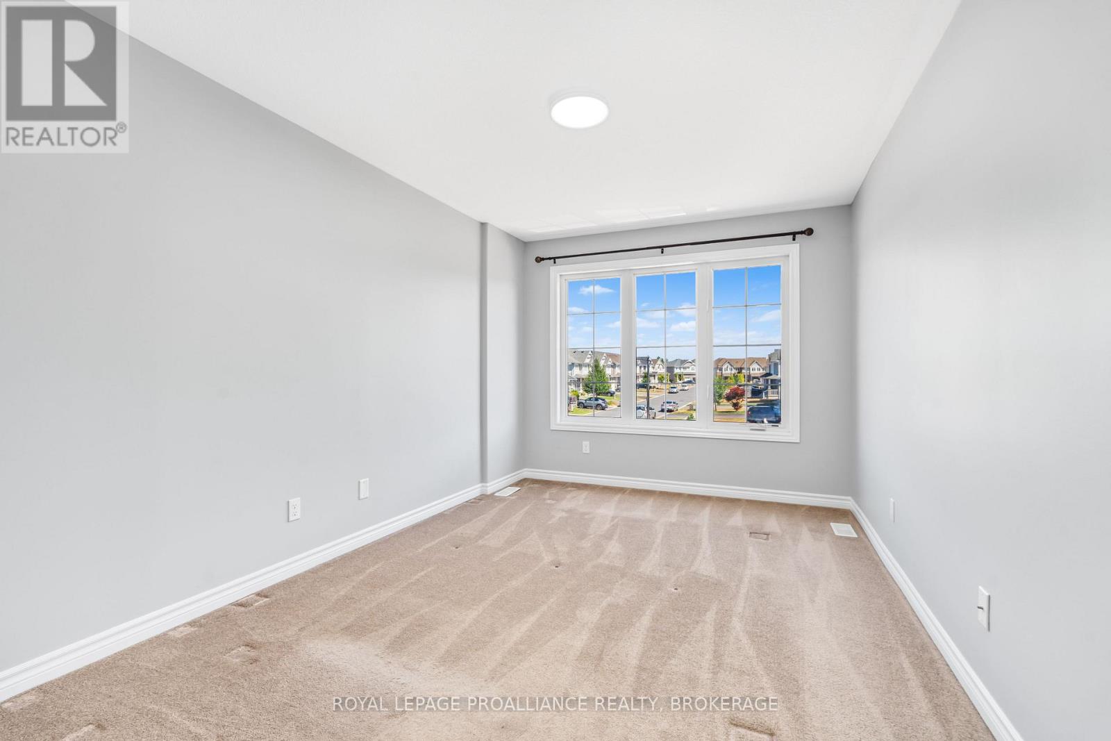 1584 Davenport Crescent, Kingston, Ontario K7P 0H5 - Photo 16 - X12354415