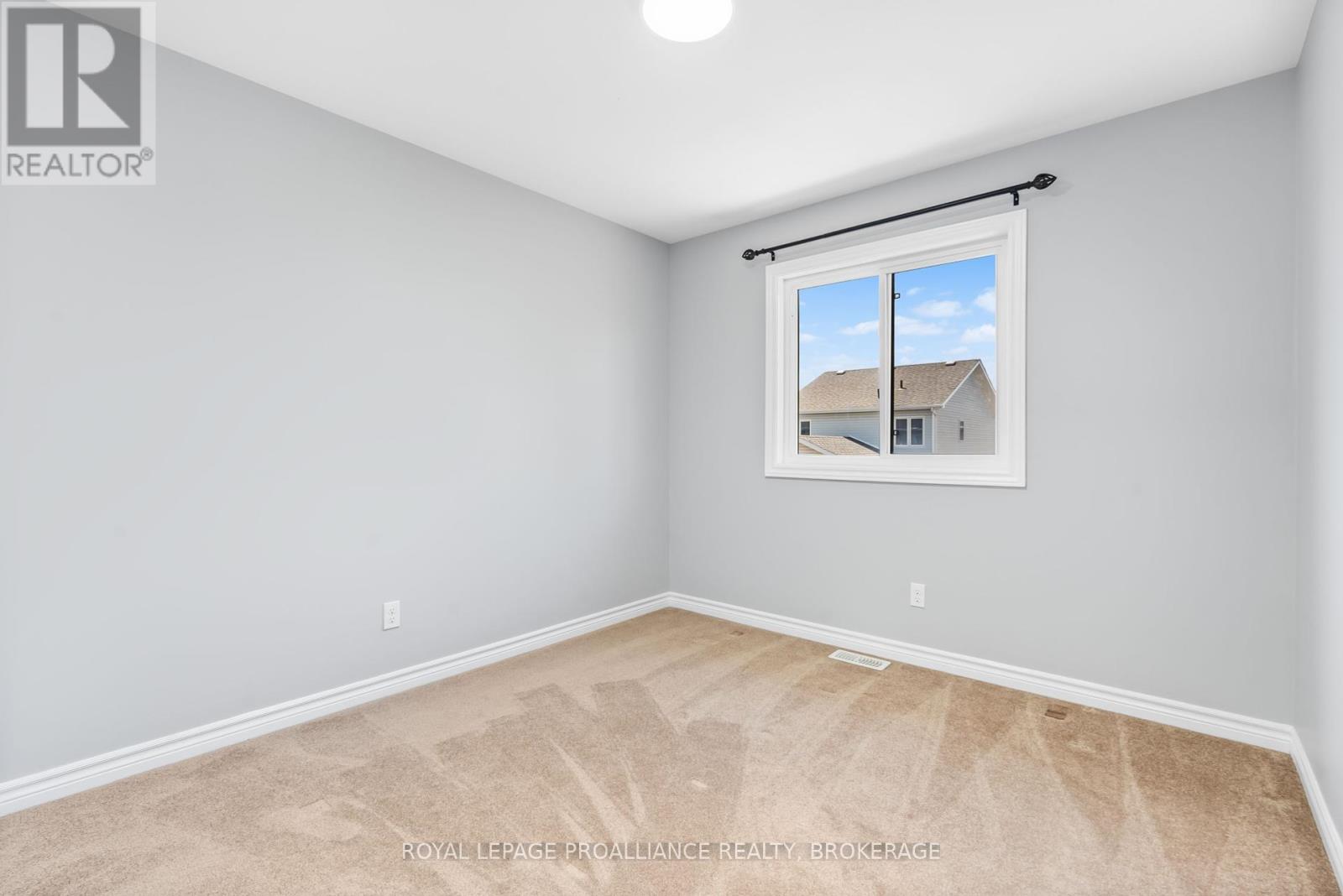 1584 Davenport Crescent, Kingston, Ontario K7P 0H5 - Photo 25 - X12354415