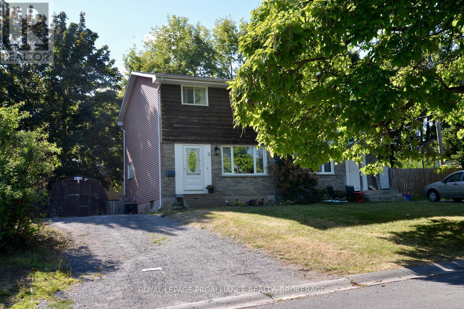 2 GUTHRIE DRIVE, Kingston, Ontario